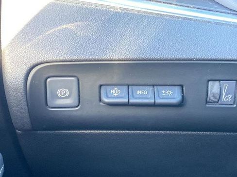 Used 2022 Buick Enclave Premium image 14