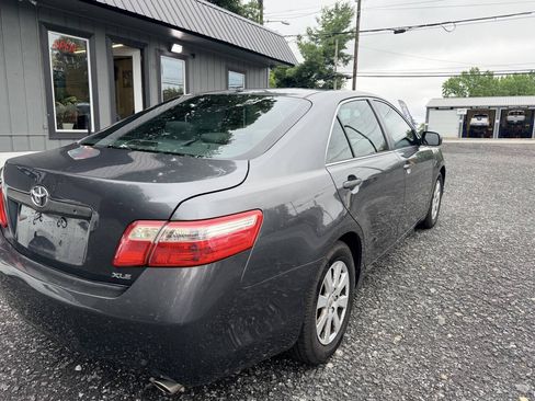 Used 2007 Toyota Camry XLE FWD image 7