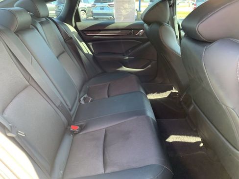 Used 2022 Honda Accord Sport image 12