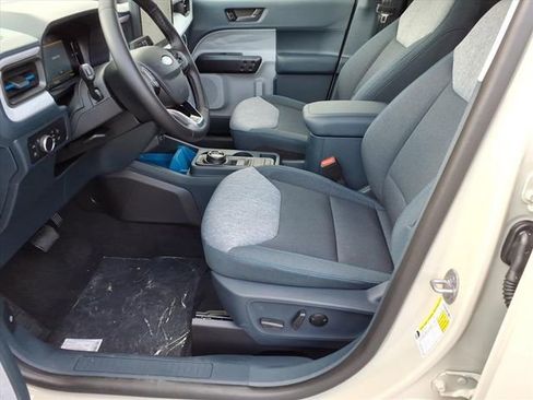 New 2025 Ford Maverick XLT w/ Equipment Group 301A image 16