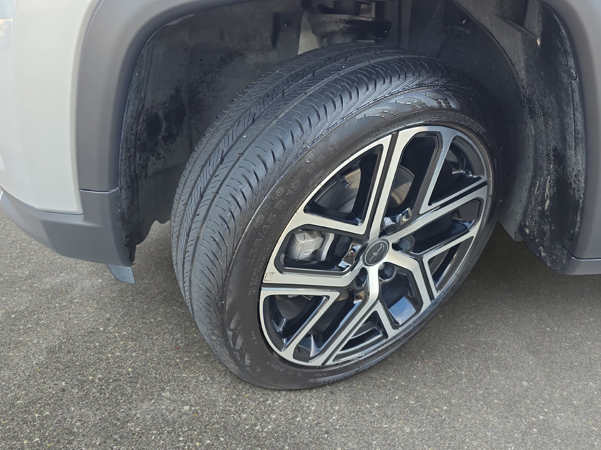 Used 2025 Jeep Compass Limited AWD/4WD image 29