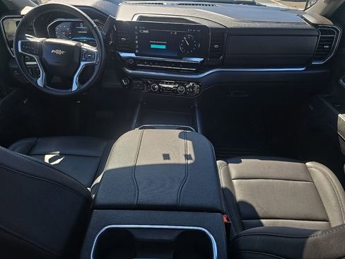 Used 2025 Chevrolet Silverado 2500 LTZ w/ LTZ Premium Package AWD/4WD image 16