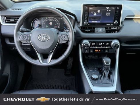 Used 2021 Toyota RAV4 XSE AWD/4WD image 12