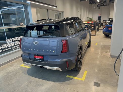 New 2026 MINI Cooper Countryman SE AWD/4WD image 4