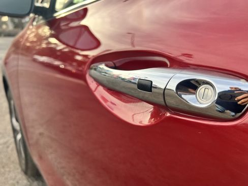 Used 2018 Kia Sorento EX image 9