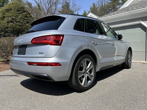 Used 2019 Audi Q5 2.0T Premium Plus w/ Premium Plus Package AWD/4WD image 21