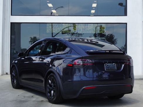 Used 2024 Tesla Model X AWD/4WD image 6