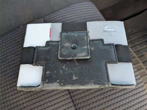 Used 2011 Nissan Titan SV w/ SV Value Truck Pkg image 39