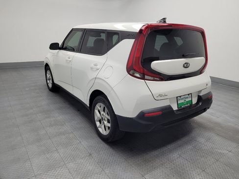 Used 2020 Kia Soul S FWD image 5
