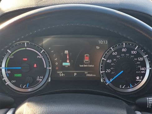 Used 2023 Toyota Highlander LE image 23