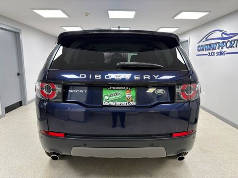 Used 2016 Land Rover Discovery Sport SE image 7