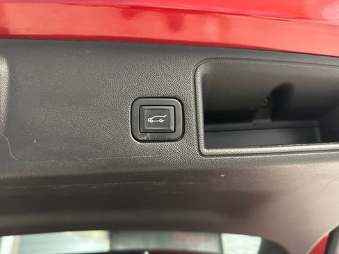 Certified 2023 GMC Terrain SLE w/ Driver Convenience Package image 24