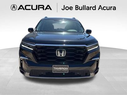 Used 2025 Honda Pilot Elite