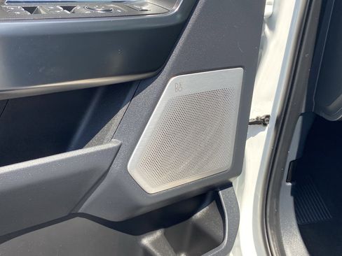 Certified 2024 Ford F450 Platinum w/ FX4 Off-Road Package image 15