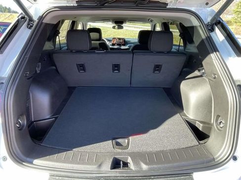 New 2026 Chevrolet Blazer LT w/ Convenience Package image 10