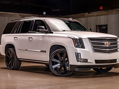 Used 2019 Cadillac Escalade Platinum