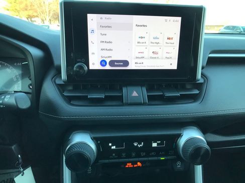 Used 2023 Toyota RAV4 LE image 19