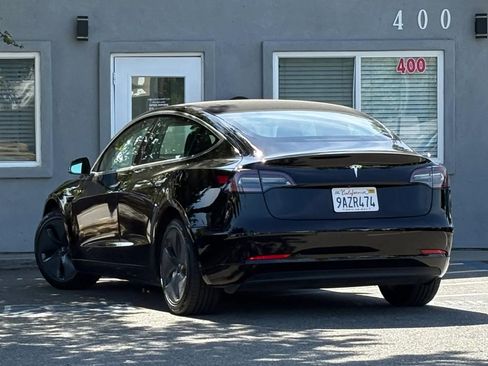 Used 2019 Tesla Model 3 Mid Range RWD image 7