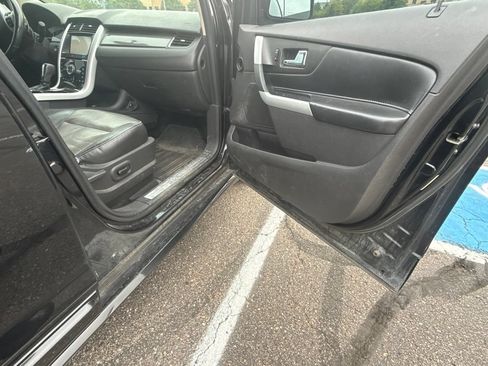Used 2011 Ford Edge Sport w/ Driver Entry Pkg AWD/4WD image 17
