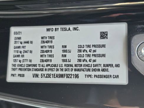Used 2021 Tesla Model 3 image 32