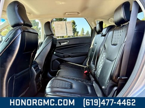 Used 2024 Ford Edge Titanium image 17
