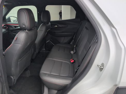 Used 2024 Chevrolet TrailBlazer RS image 26