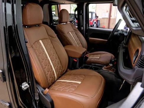 Used 2025 Jeep Gladiator Rubicon w/ Safety Group image 88