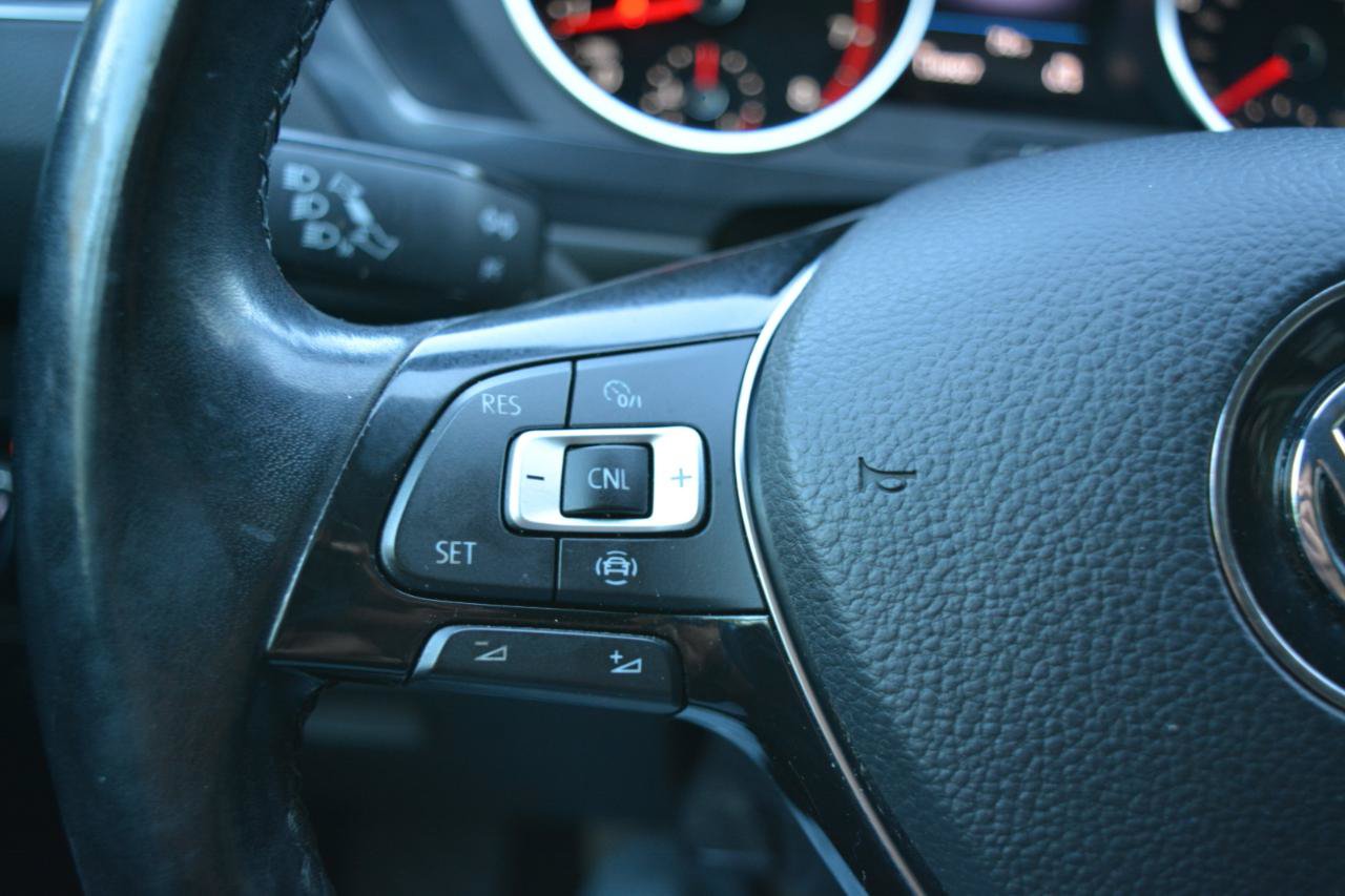 Used 2019 Volkswagen Tiguan SE AWD/4WD image 30