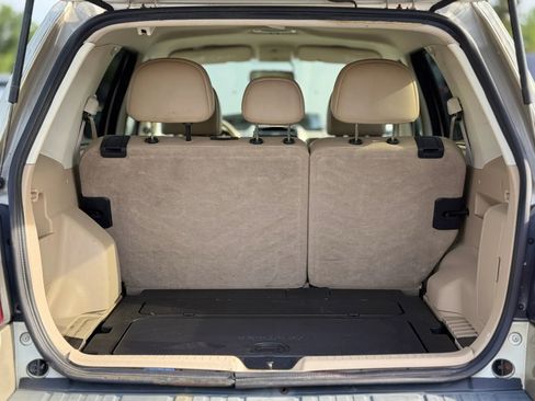 Used 2010 Ford Escape Limited image 27