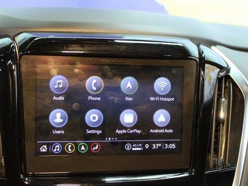 Used 2024 Chevrolet Traverse RS image 27