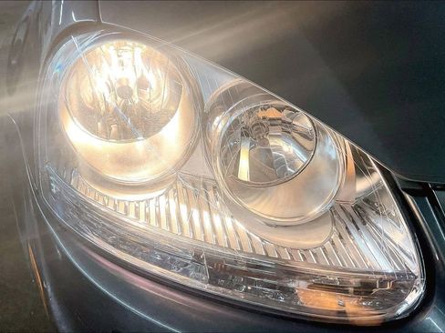 Used 2007 Volkswagen Jetta Wolfsburg Edition image 30