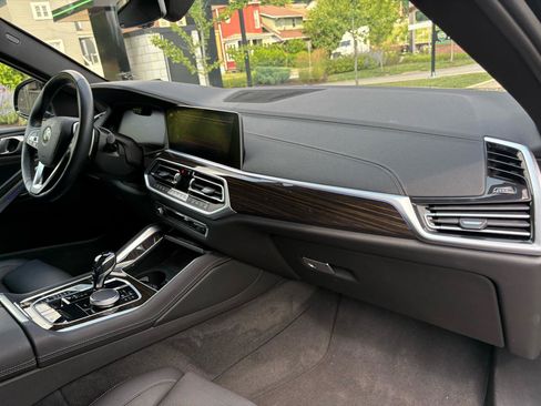 Used 2021 BMW X6 xDrive40i AWD/4WD image 15