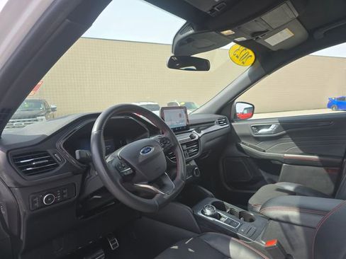 Used 2023 Ford Escape ST-Line Select image 12
