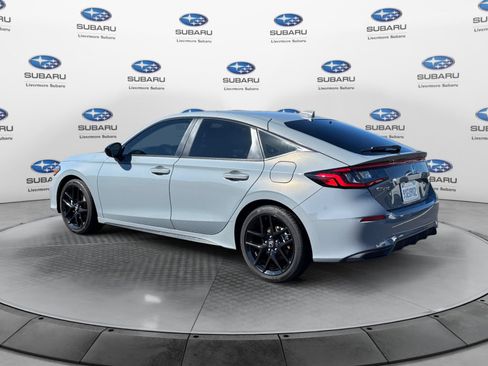 Used 2025 Honda Civic Sport image 4