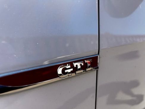 Used 2017 Volkswagen GTI Sport FWD image 29