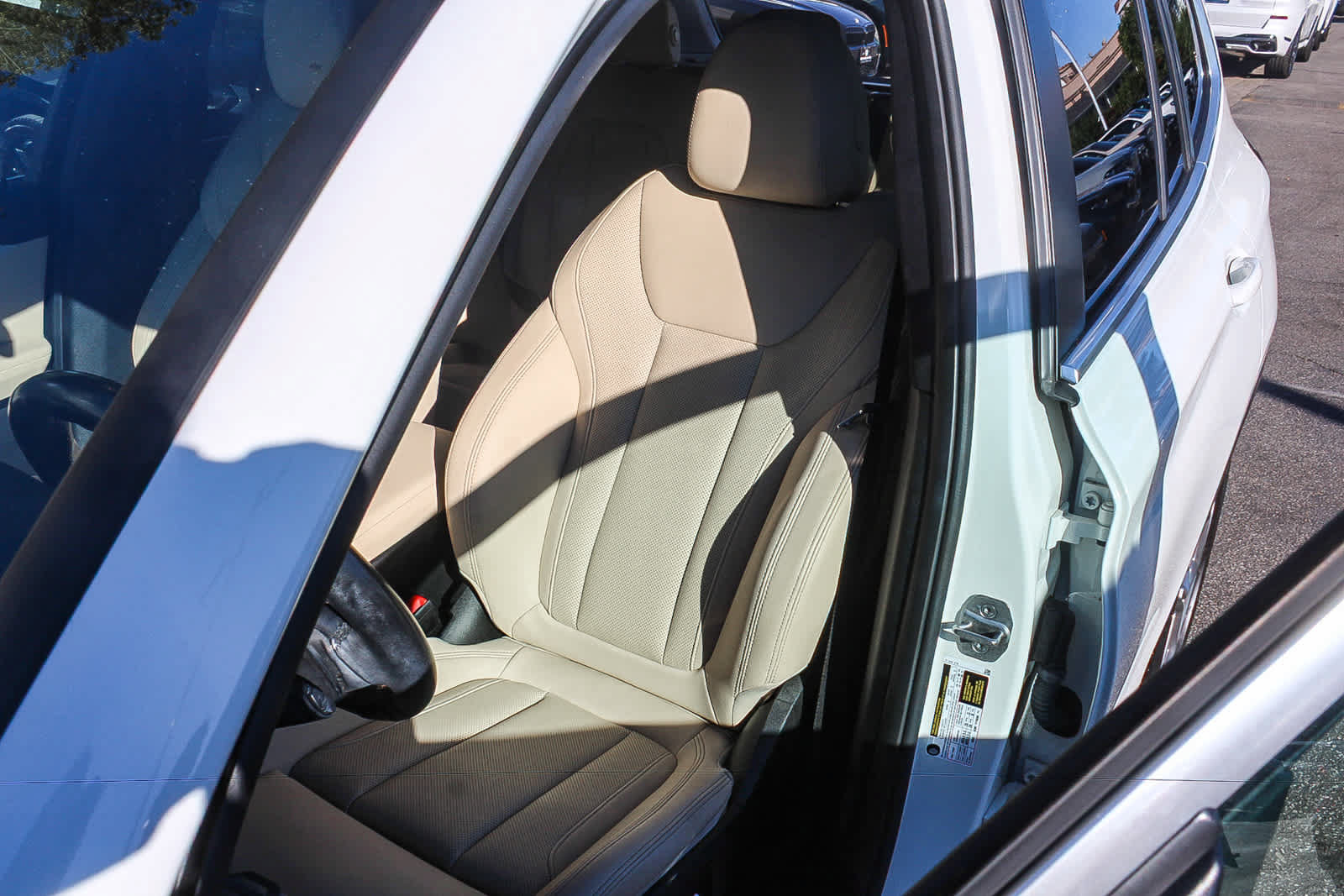 Used 2024 BMW X3 sDrive30i w/ Convenience Package RWD image 31