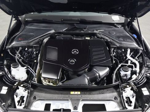 Certified 2025 Mercedes-Benz E 350 4MATIC Sedan w/ Winter Package image 15