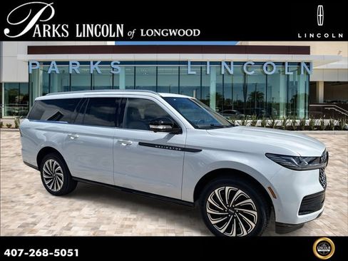 New 2025 Lincoln Navigator L Black Label image 1