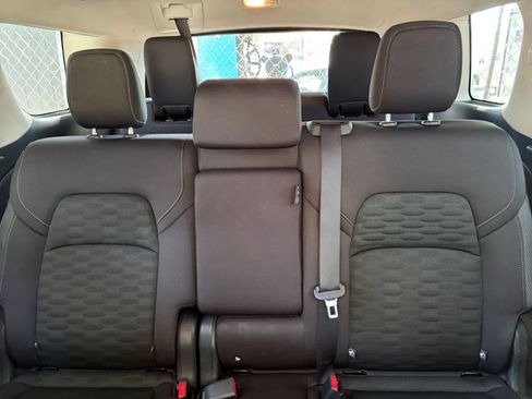 Used 2025 Nissan Pathfinder SV FWD image 41