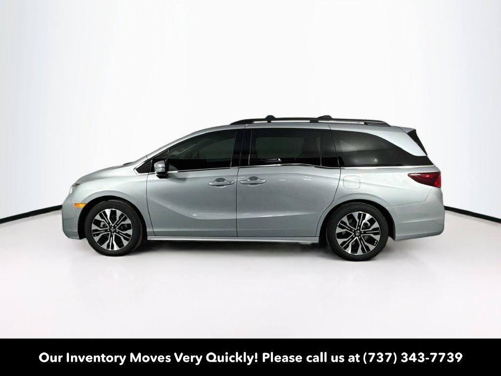 Used 2026 Honda Odyssey Elite image 4