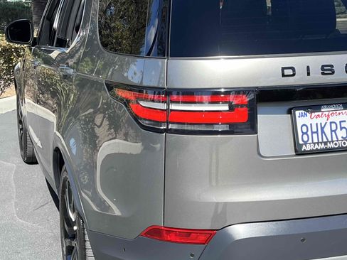 Used 2018 Land Rover Discovery HSE AWD/4WD image 49