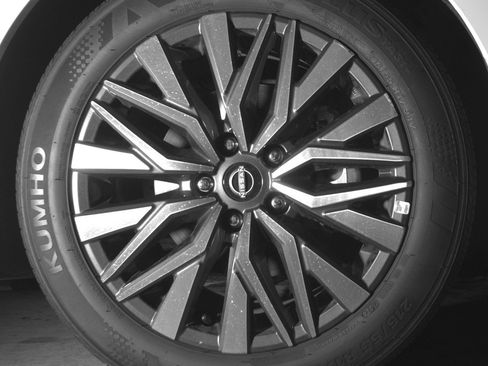 Used 2025 Nissan Altima 2.5 SV FWD image 10