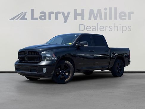 Used 2018 RAM 1500 Big Horn RWD image 1