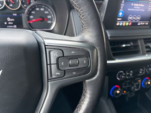 Used 2023 Chevrolet Suburban LS image 32