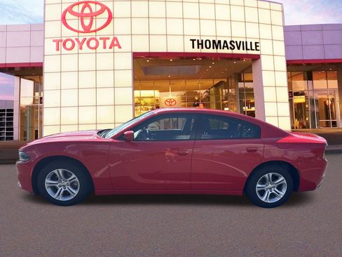 Used 2022 Dodge Charger SXT image 8