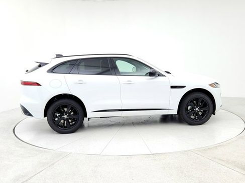 Certified 2025 Jaguar F-PACE R-Dynamic S image 4