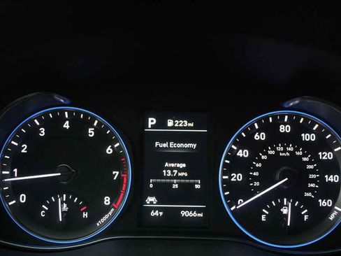 Used 2021 Hyundai Kona Limited w/ Cargo Package image 13