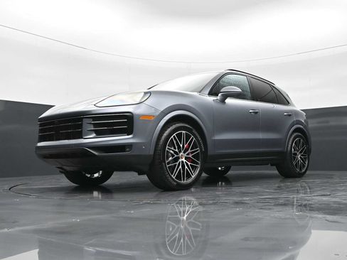 New 2026 Porsche Cayenne S AWD/4WD image 38
