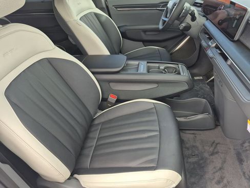 New 2026 Kia EV9 GT-Line image 17