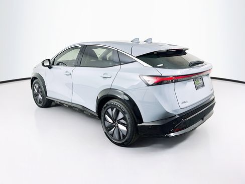 Used 2023 Nissan Ariya FWD image 5